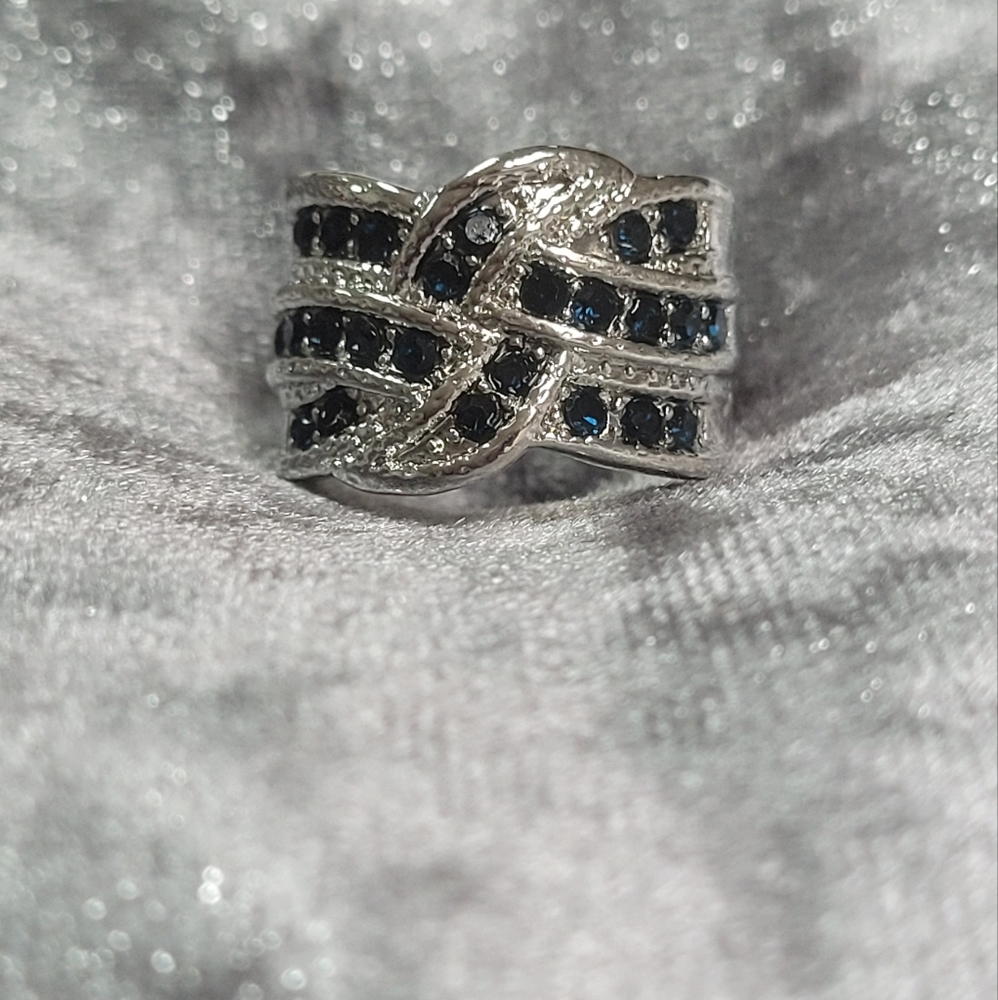 Luxury Dark Blue Statement Ring - Picture 9 of 9